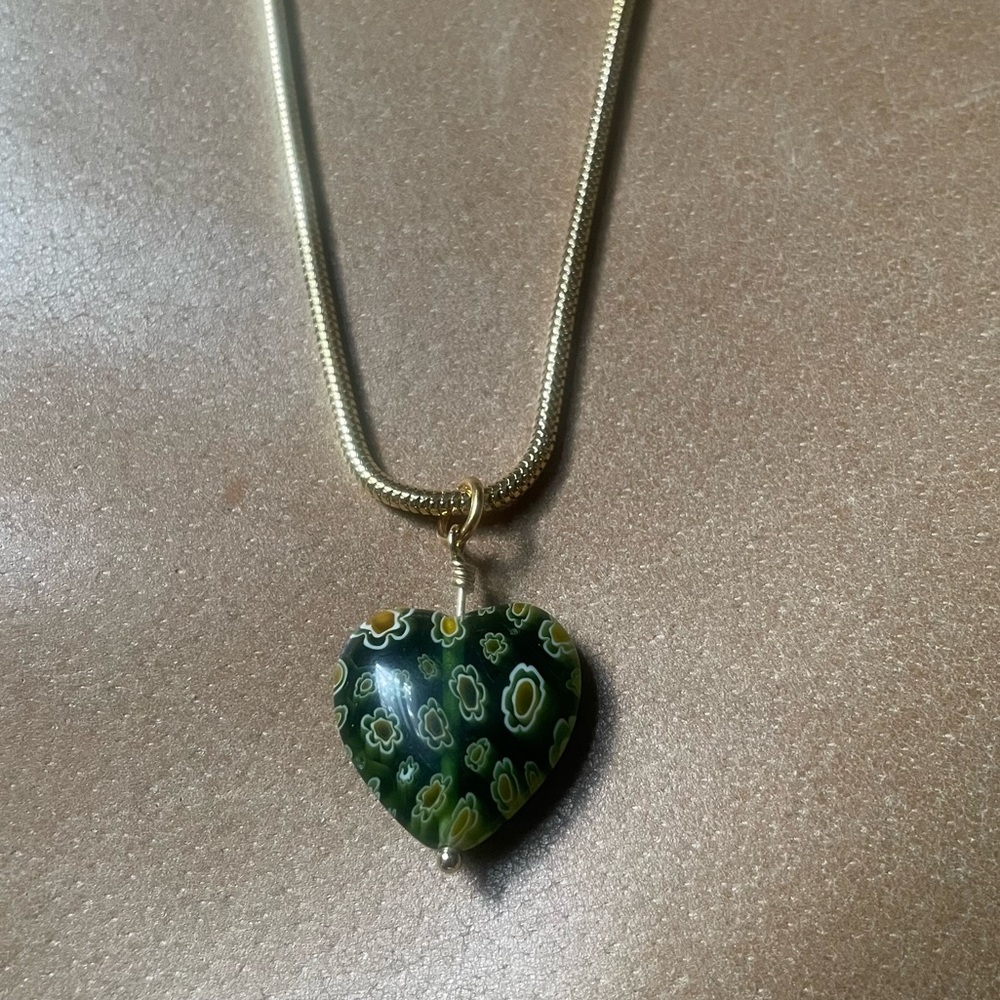 💚 Green Heart Italian Millefiori glass bead snake chain necklace gold brass - Picture 3 of 7